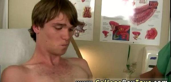 Video porno gay gratis medical xxx He had the patient get down on all